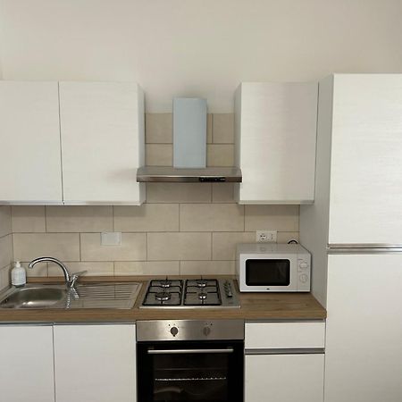 Fly & Stay Apartments פיומיצ'ינו מראה חיצוני תמונה